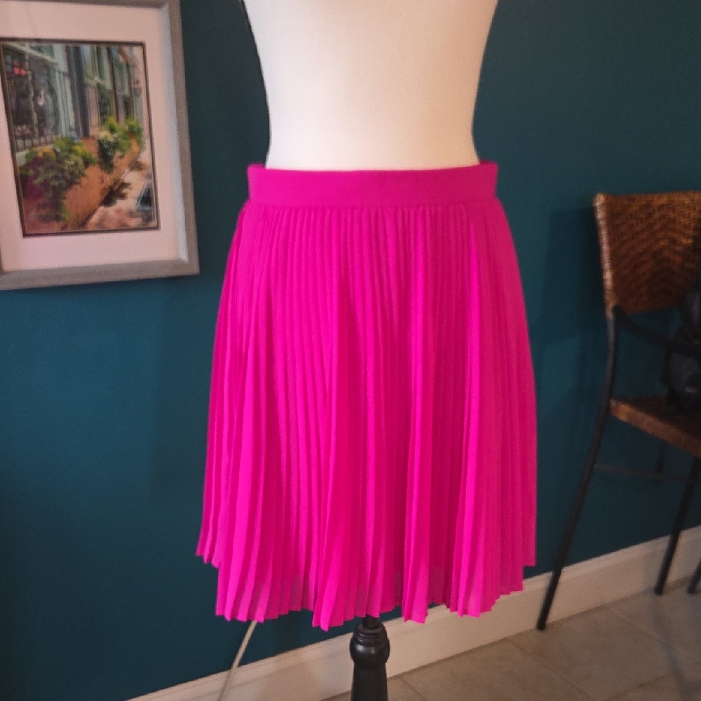 Vibrant Pink Pleated Kenzo Skirt